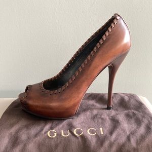 Gucci Brown Pumps